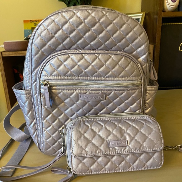 Vera Bradley purse backpack with wristlet
